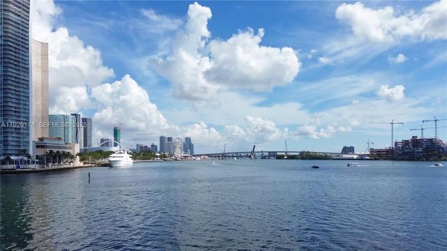 848 Brickell Key Dr 306, Miami, FL 33131