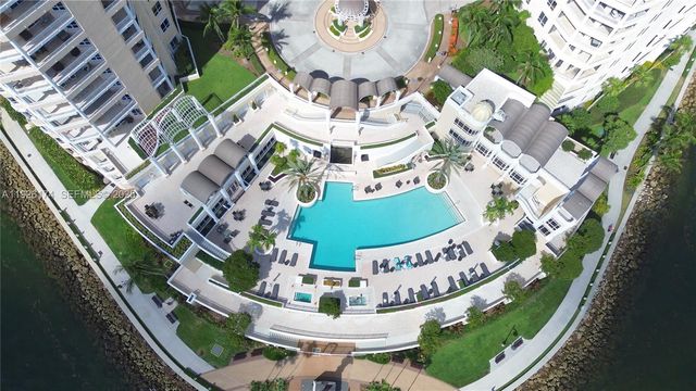 848 Brickell Key Dr 306, Miami, FL 33131