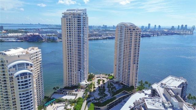 848 Brickell Key Dr 306, Miami, FL 33131