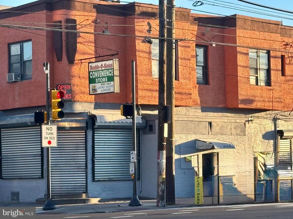 2655 S 7TH ST, Philadelphia, PA 19148