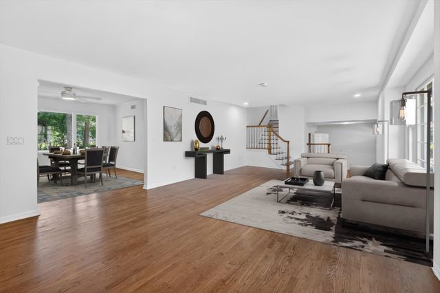2049 Shore Hill Drive, West Bloomfield, MI 48323