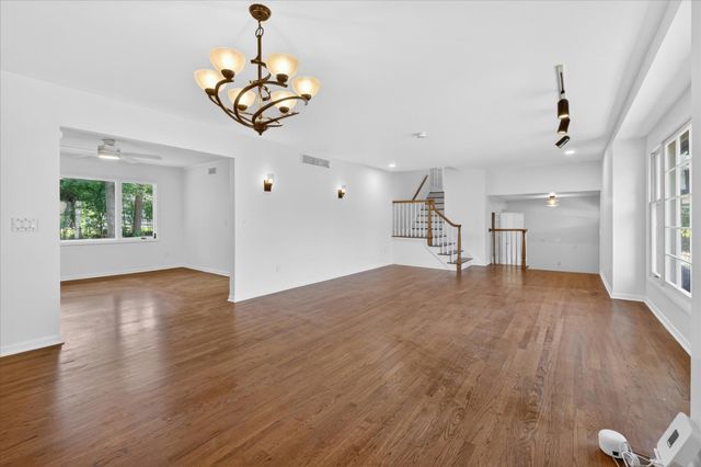 2049 Shore Hill Drive, West Bloomfield, MI 48323