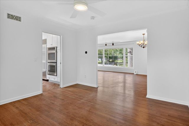 2049 Shore Hill Drive, West Bloomfield, MI 48323