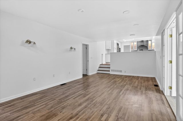 2049 Shore Hill Drive, West Bloomfield, MI 48323