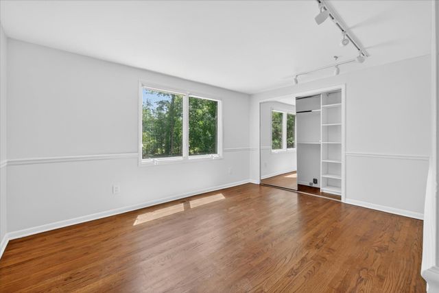 2049 Shore Hill Drive, West Bloomfield, MI 48323