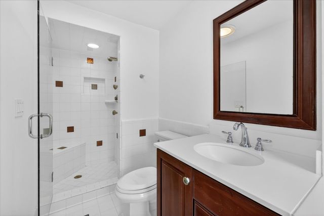 2049 Shore Hill Drive, West Bloomfield, MI 48323