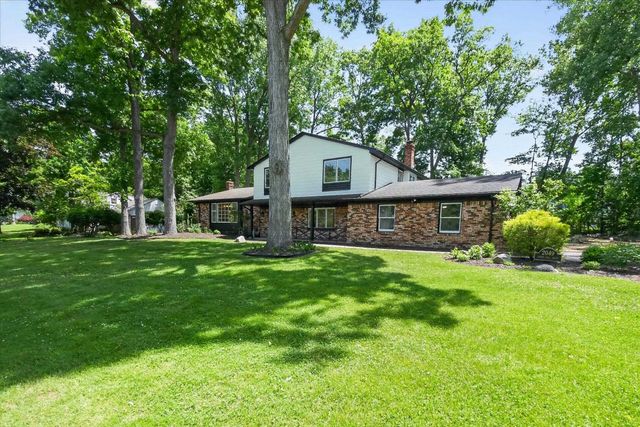 2049 Shore Hill Drive, West Bloomfield, MI 48323