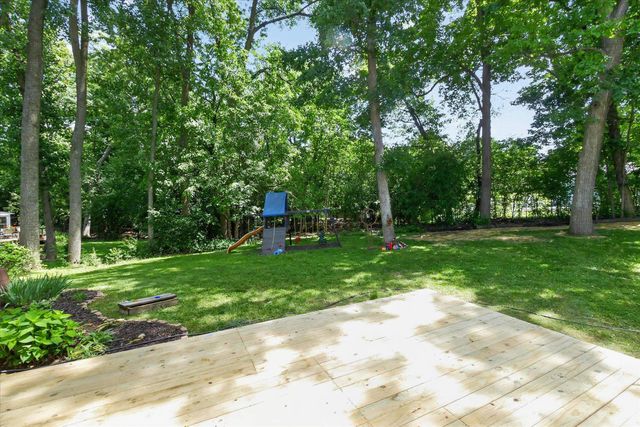 2049 Shore Hill Drive, West Bloomfield, MI 48323
