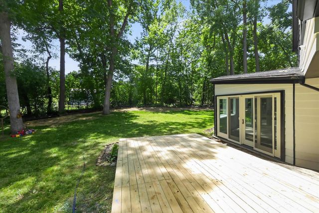 2049 Shore Hill Drive, West Bloomfield, MI 48323