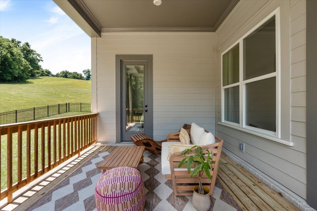 7120 Neills Branch Dr, College Grove, TN 37046