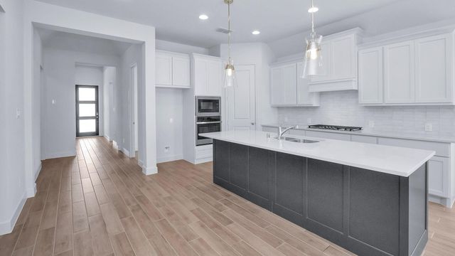 517 Red Eyed Vireo Court, Magnolia, TX 77354