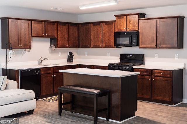 165 Pine Ridge Road, Covington, GA 30016