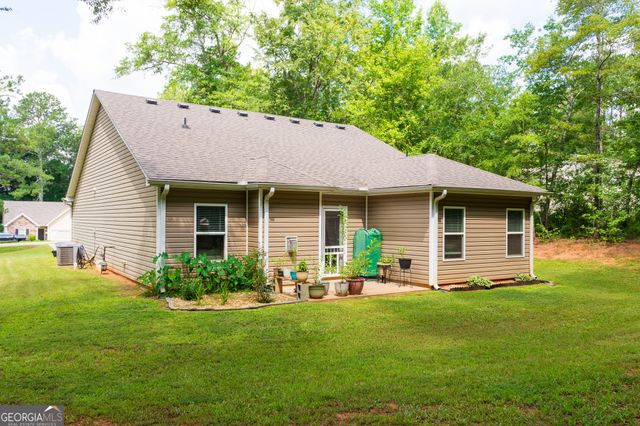 165 Pine Ridge Road, Covington, GA 30016