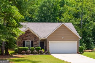 165 Pine Ridge Road, Covington, GA 30016