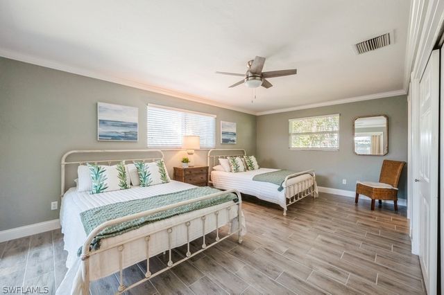 1154 Vernon PL, Marco Island, FL 34145