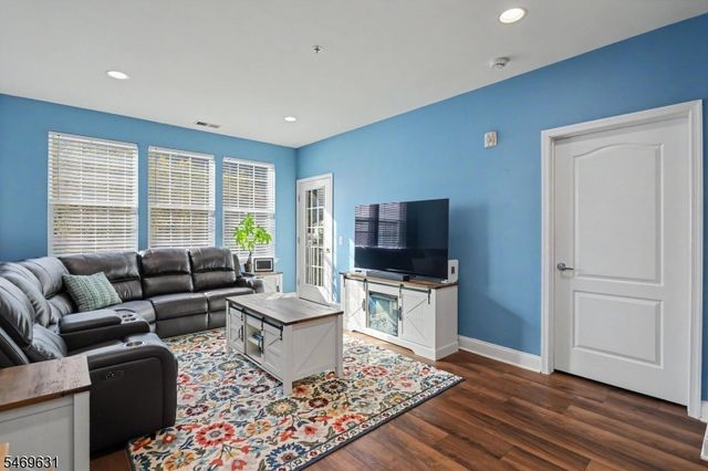 5219 Sanctuary Blvd, Riverdale Boro, NJ 07457