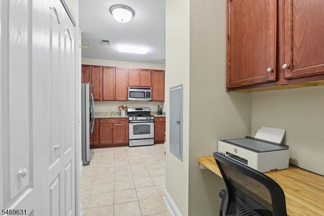 5219 Sanctuary Blvd, Riverdale Boro, NJ 07457