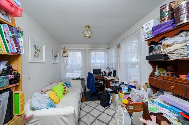 498-500 Main, Hingham, MA 02043