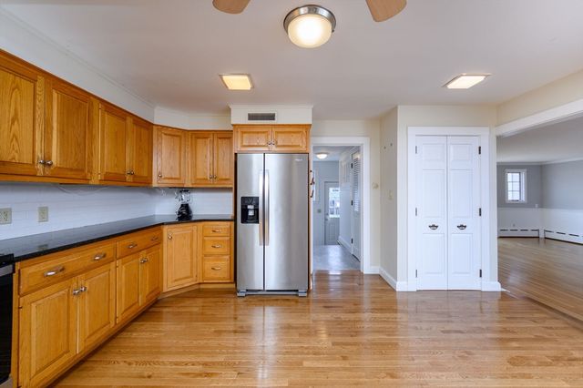 498-500 Main, Hingham, MA 02043