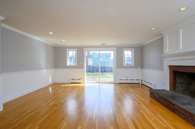 498-500 Main, Hingham, MA 02043