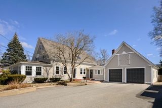 498-500 Main, Hingham, MA 02043