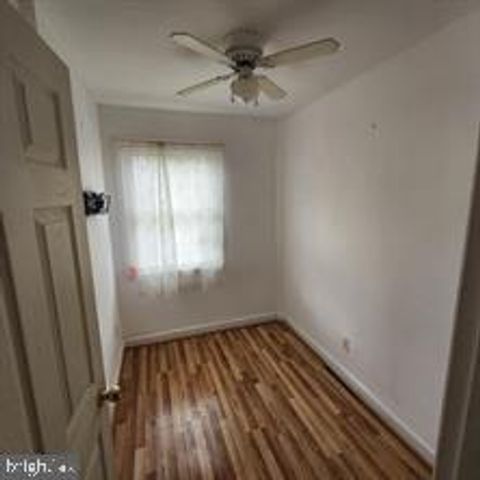 3128 LYNDALE PL SE, Washington, DC 20019