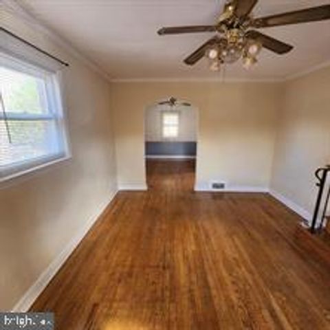 3128 LYNDALE PL SE, Washington, DC 20019