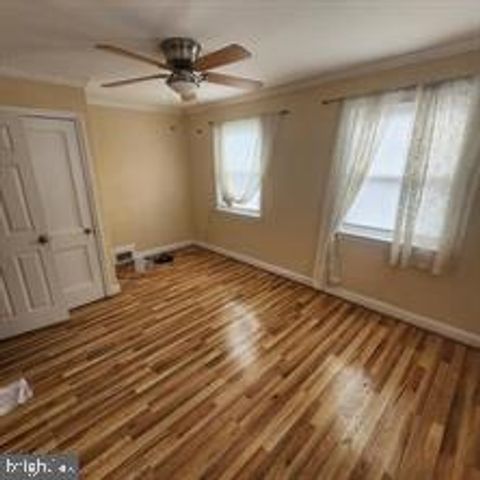 3128 LYNDALE PL SE, Washington, DC 20019