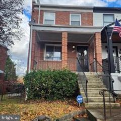3128 LYNDALE PL SE, Washington, DC 20019