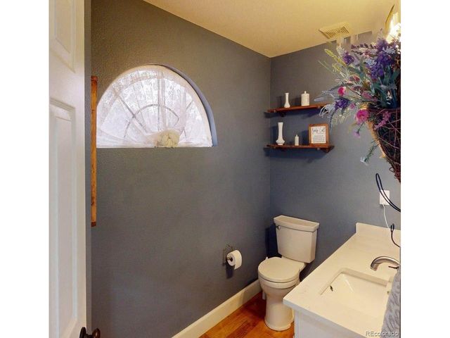 21814 Saddlebrook Dr, Parker, CO 80138