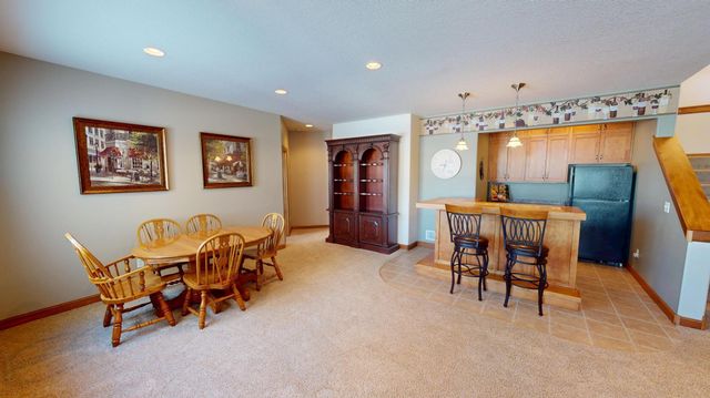 2221 Greenfield Drive E, Northfield, MN 55057