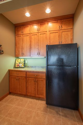 2221 Greenfield Drive E, Northfield, MN 55057