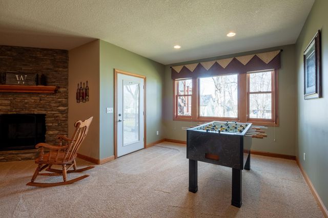 2221 Greenfield Drive E, Northfield, MN 55057