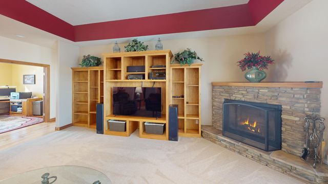 2221 Greenfield Drive E, Northfield, MN 55057