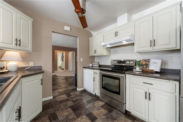 1421 Loffler Court, Chippewa Falls, WI 54729