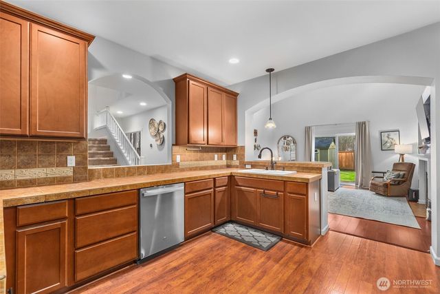 3806 Southlake Drive SE, Lacey, WA 98503