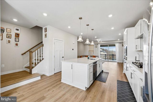 10206 LAKE LINGANORE BLVD, New Market, MD 21774