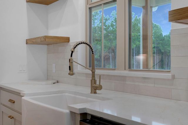 303 Bonfire Bend, Livingston, TX 77351