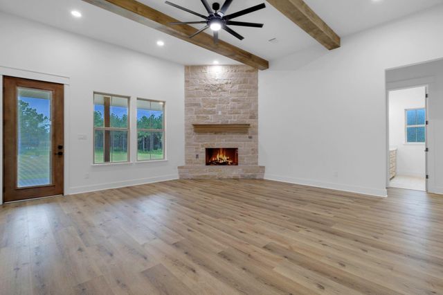 303 Bonfire Bend, Livingston, TX 77351