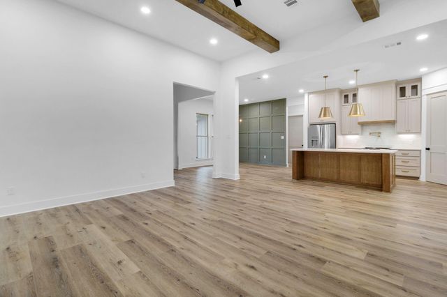 303 Bonfire Bend, Livingston, TX 77351