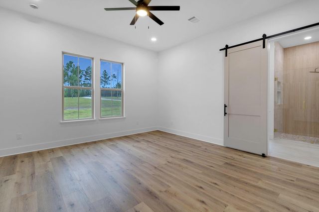 303 Bonfire Bend, Livingston, TX 77351