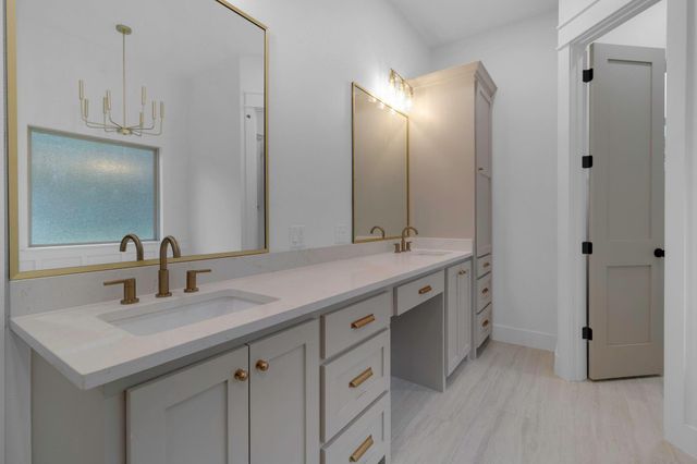 303 Bonfire Bend, Livingston, TX 77351