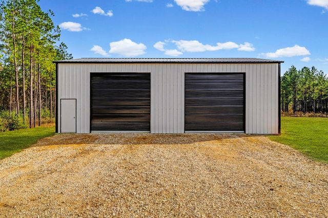 303 Bonfire Bend, Livingston, TX 77351