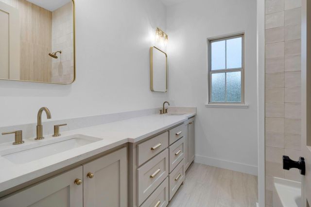 303 Bonfire Bend, Livingston, TX 77351