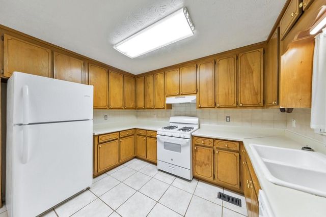 2648 Foxglove Drive SW, Marietta, GA 30064