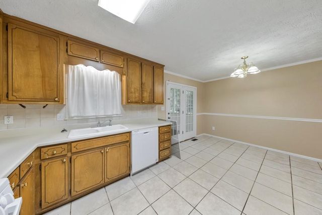 2648 Foxglove Drive SW, Marietta, GA 30064