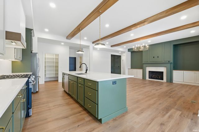 650 Grantham Passage, Fort Wayne, IN 46845