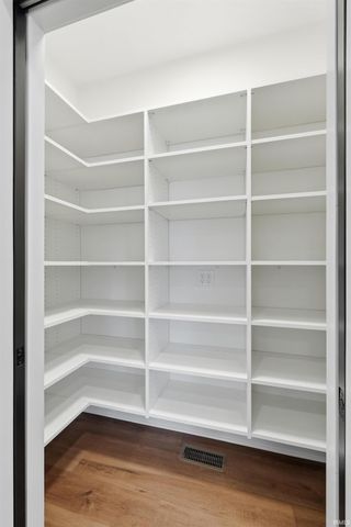 650 Grantham Passage, Fort Wayne, IN 46845