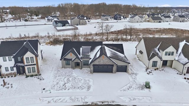 650 Grantham Passage, Fort Wayne, IN 46845