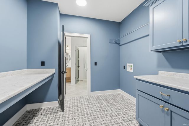 650 Grantham Passage, Fort Wayne, IN 46845